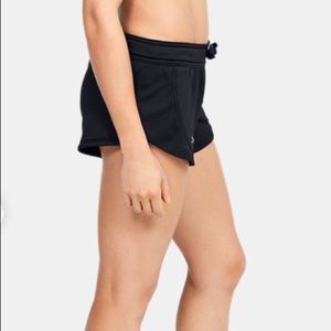 Sexy Comfy Women’s Under Armour Tech Terry Shorts, XL NWT
